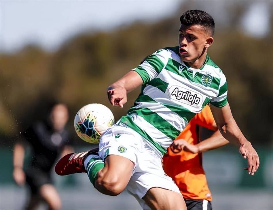 欧冠转会期走向成谜,芝加哥公牛防线松动,媒体盛赞,年轻球员得到机会 欧冠转会期走向成谜,芝加哥公牛防线松动,媒体盛赞,年轻球员得到机会